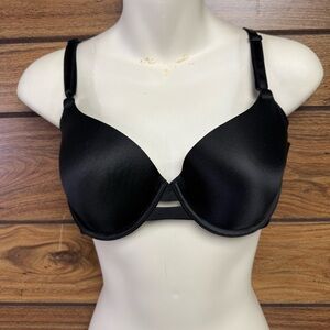 Warner's Sleek Black Bra 34B 2 hook closure molded cups